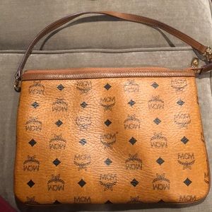 *SOLD*❗️Authentic, Medium MCM pouch.